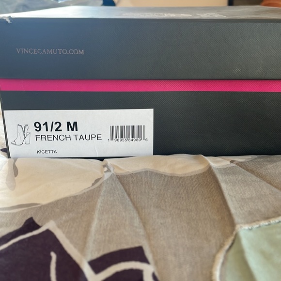 Vince Camuto peep toe, high heel sandals - Picture 6 of 6